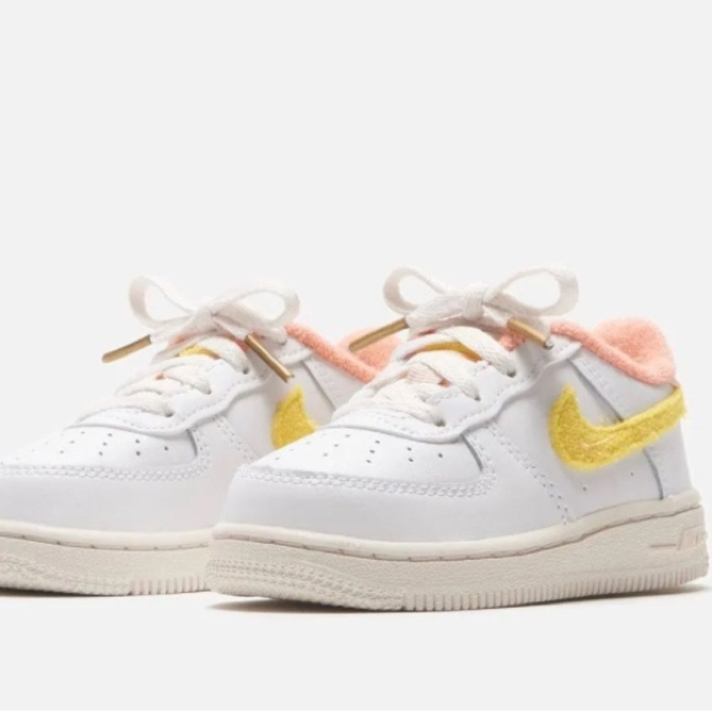 Nike TD Air Force 1 LV 8 in WHITE / YELLOW STRIKE / PHANTOM / PEARL WHITE size